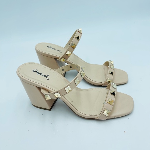 Qupid Nude Single Stud Double Strap Boxy Heels - Picture 6 of 8